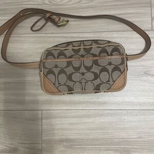 Coach belt bag/ Coach signature canvas waist bag